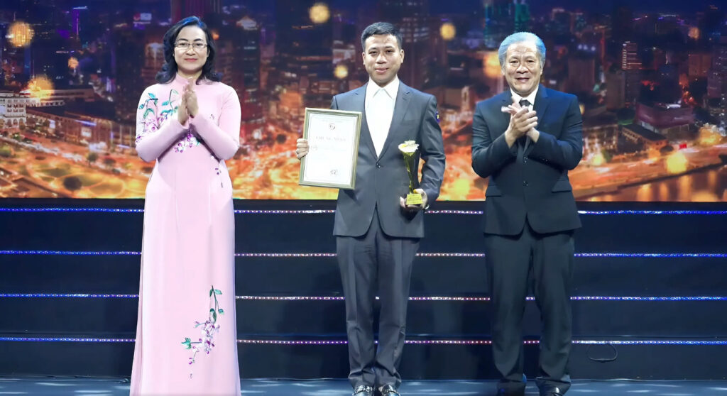 DAPHACO CONTINUES TO BE HONORED WITH THE HO CHI MINH CITY GOLDEN BRAND AWARD 2024