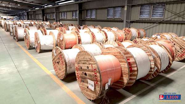 Learn about the advantages of bare copper cable

