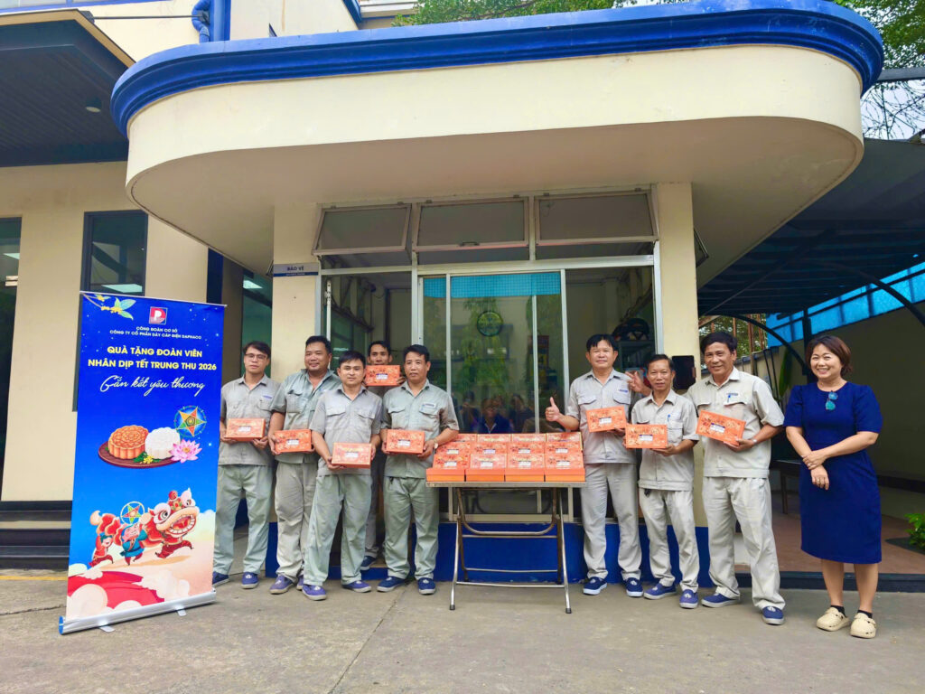 DAPHACO TRAO TẶNG QUÀ TRUNG THU TRI ÂN TOÀN THỂ CÁN BỘ NHÂN VIÊN